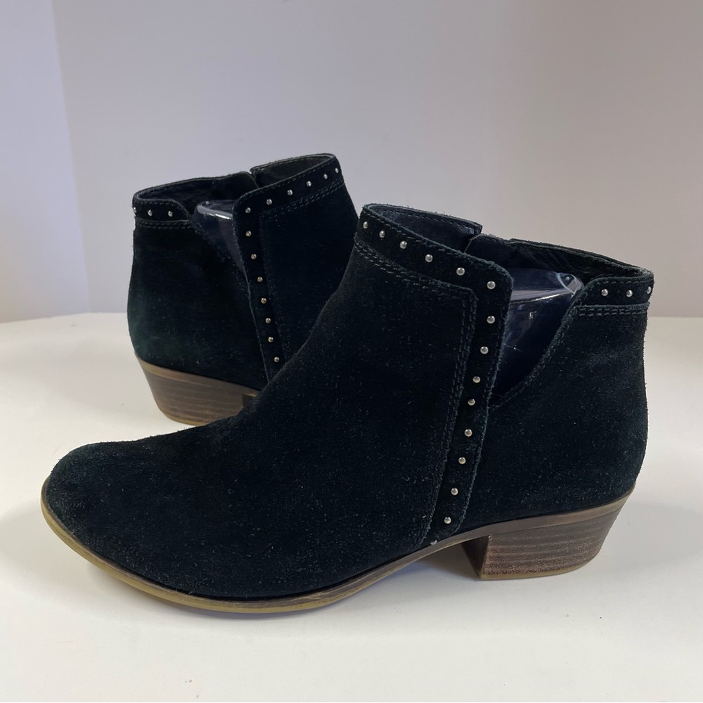 Lucky Brand Beathea Black Suede Rivet Stacked Heel Booties Women’s Size 8.5